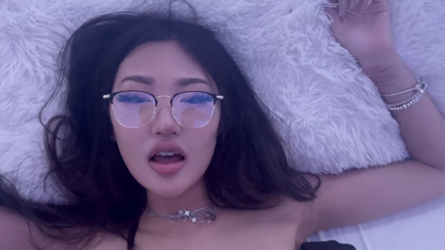 Bunni Emmie Fucked Hard